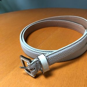 Talbots skinny leather belt Medium NWOT